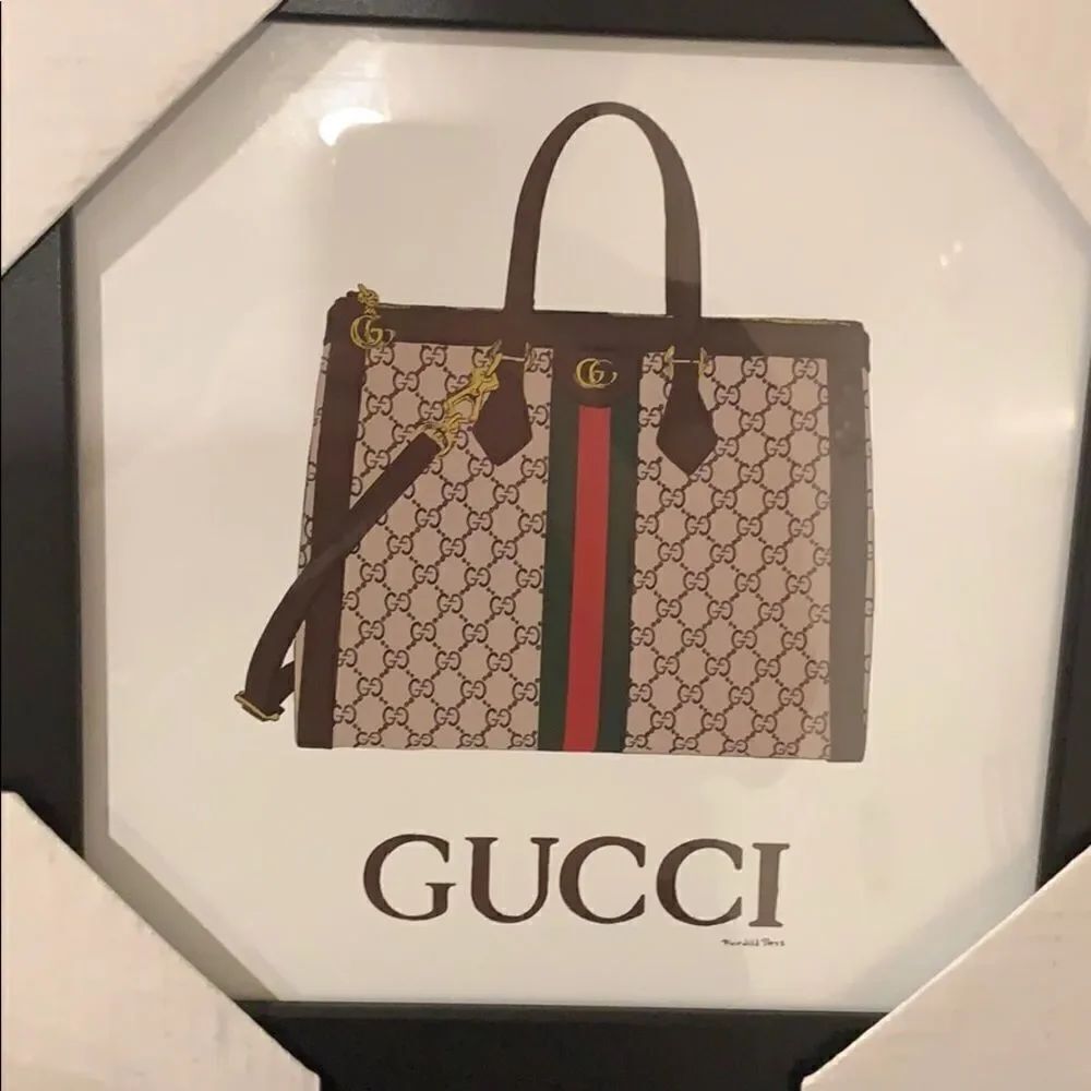 🎉Last Deal🎉Gucci frame 🖼